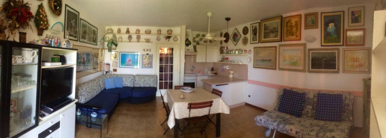 Appartamento Dei Salici ลาซีเซ ภายนอก รูปภาพ