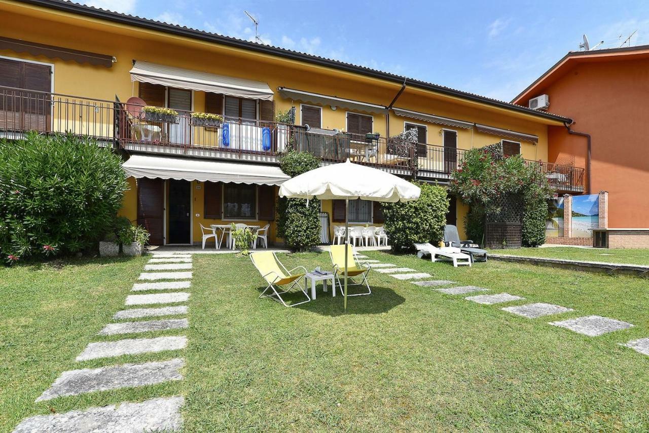 Appartamento Dei Salici ลาซีเซ ภายนอก รูปภาพ